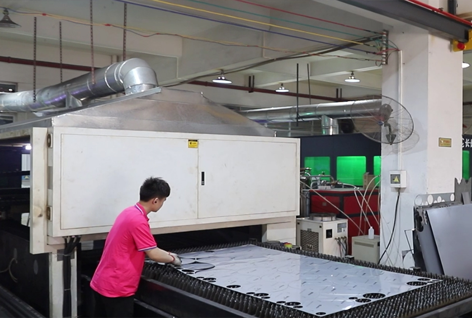 Lighting aging test before shipment