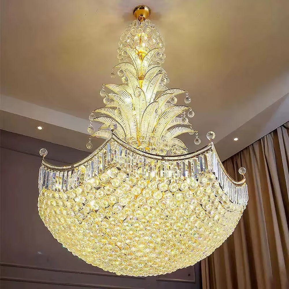 This is a luxury artistic crystal chandelier, with a golden metal frame and multi-layer transparent crystals, featuring strong artistic and luxurious sense, brilliant lighting. It is used for space lighting and decoration, creating a high-end luxury atmosphere. It is suitable for luxury villa living rooms, high-end hotel lobbies, banquet halls and other places.