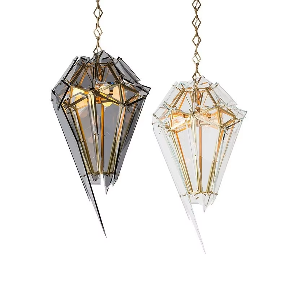 This is a modern luxurious diamond ice crystal-shaped chandelier (including transparent/smoke gray two colors), with a golden metal frame paired with geometric cut transparent/smoke gray material. The shape is like ice crystal diamond, and the lighting is brilliant and high-end, creating a high-end artistic atmosphere.