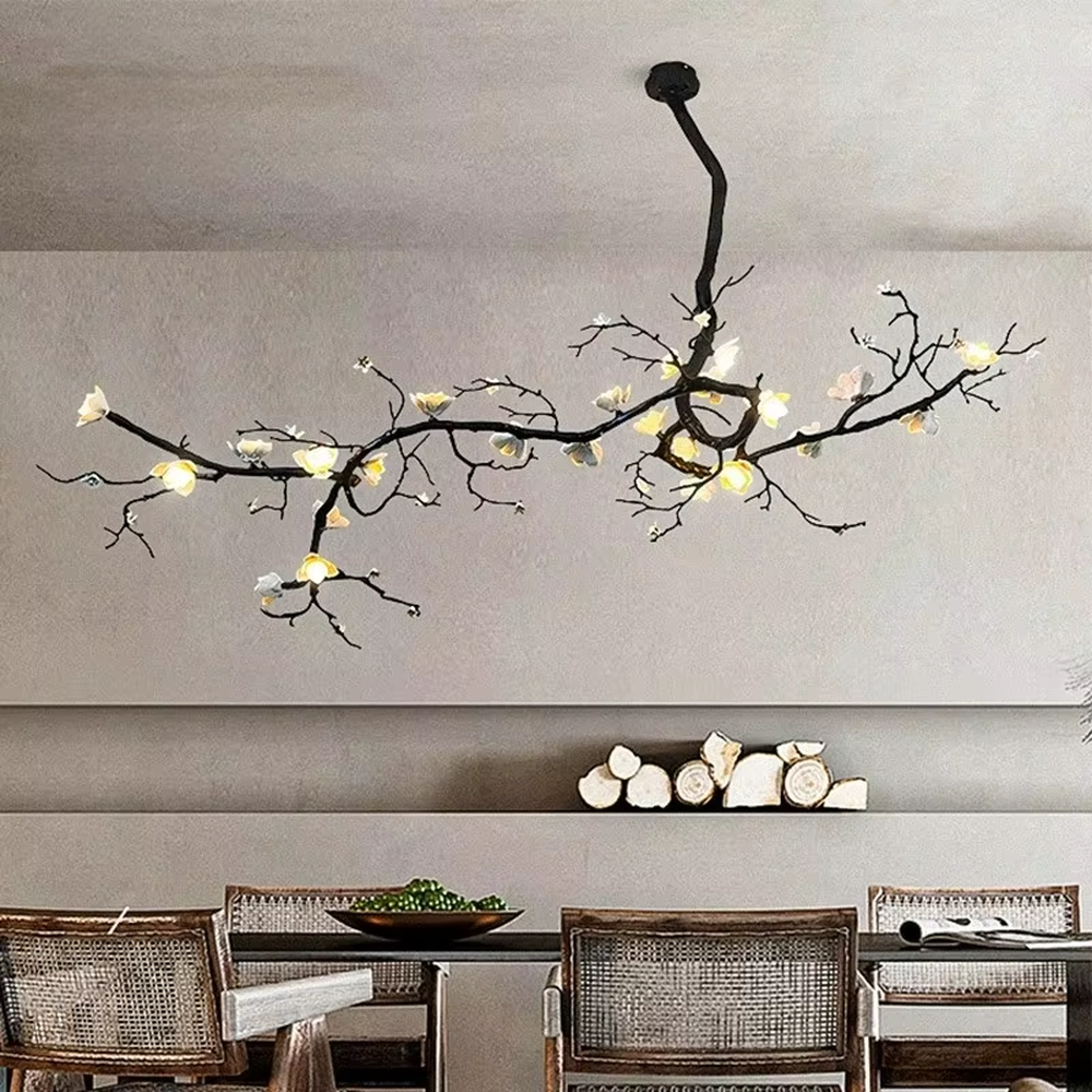 This is a natural artistic flower branch chandelier, with metal branches and white flower shapes, featuring a strong natural artistic sense and elegant fresh style. It is used for space lighting and decoration, creating a natural artistic atmosphere. It is suitable for new Chinese-style home restaurants, homestay leisure areas, artistic-style living rooms and other places.