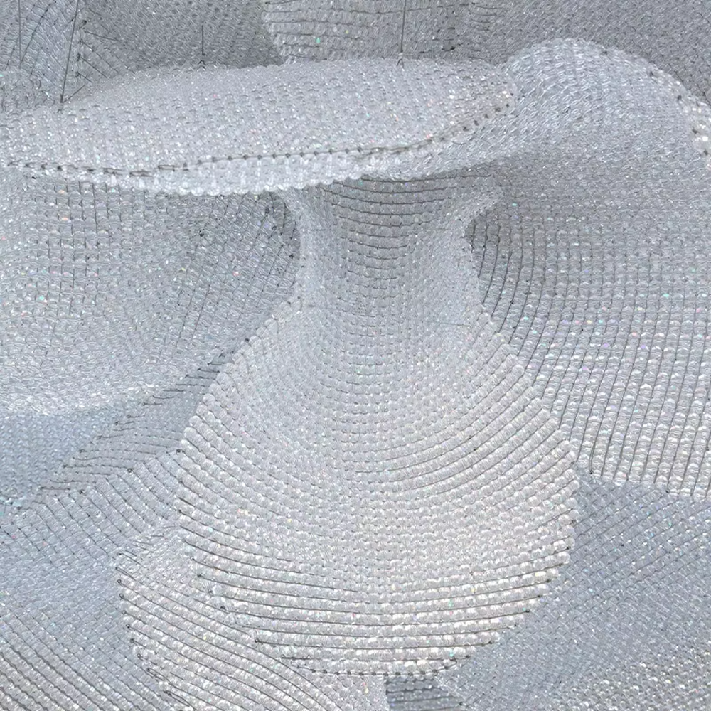 This is a luxurious artistic crystal petal-shaped chandelier, crafted with white crystals in a blooming flower shape. When lit, the light is brilliant and gorgeous, creating a high-end luxurious space atmosphere.