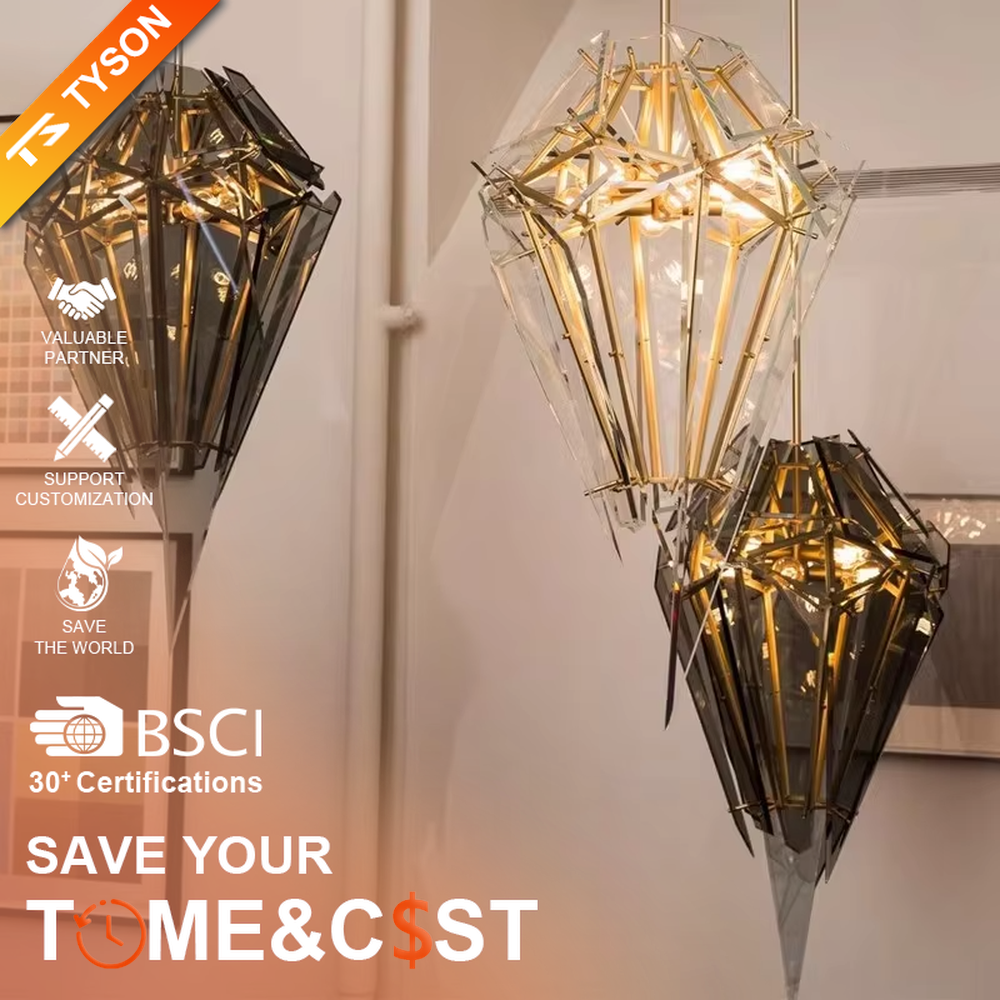 This is a modern luxurious diamond ice crystal-shaped chandelier (including transparent/smoke gray two colors), with a golden metal frame paired with geometric cut transparent/smoke gray material. The shape is like ice crystal diamond, and the lighting is brilliant and high-end, creating a high-end artistic atmosphere.