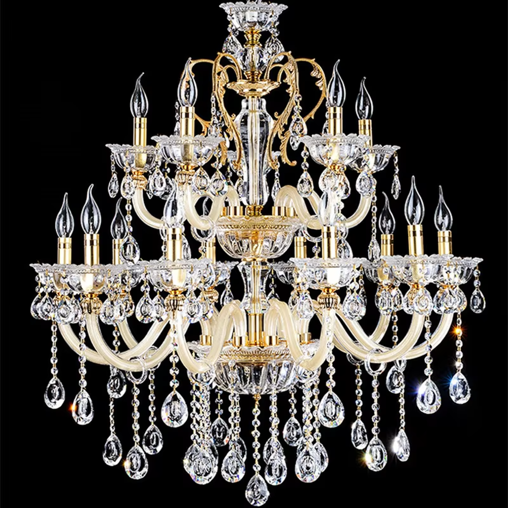 Vintage European gold-frame crystal chandelier, cream-white curved arms + teardrop transparent crystals + candlestick-shaped bulbs, brilliant and gorgeous lighting, creating a vintage noble luxurious atmosphere.