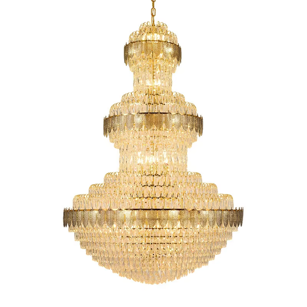 Luxurious multi-layer tower-shaped gold leaf decorative crystal chandelier, golden frame paired with leaf decorations and dense crystal pendants, brilliant and gorgeous lighting, creating a high-end luxurious atmosphere.