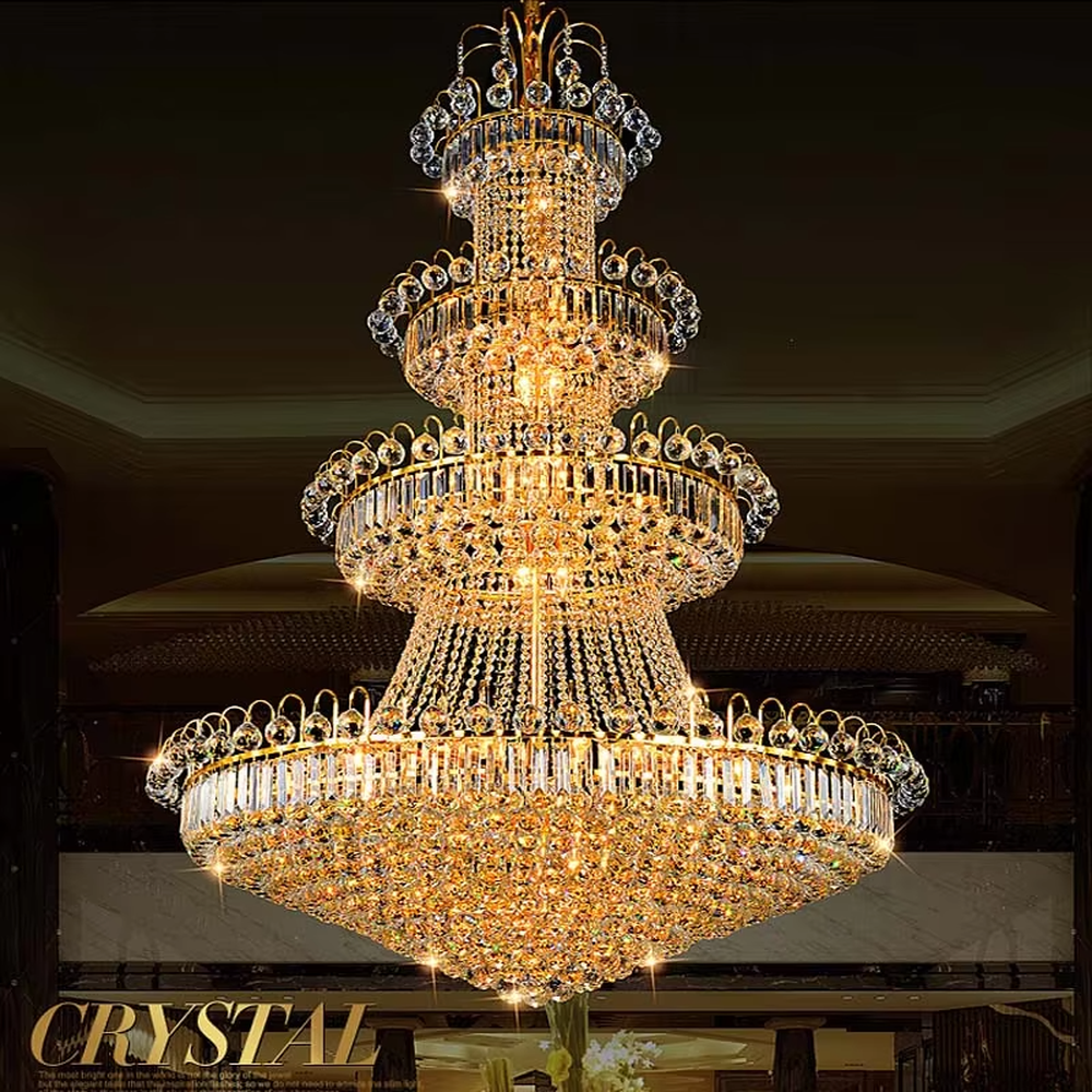 Luxurious multi-layer gold-frame full-crystal European court chandelier, dense crystal inlay + golden metal frame, brilliant and gorgeous lighting, creating a top-level high-end luxurious atmosphere.