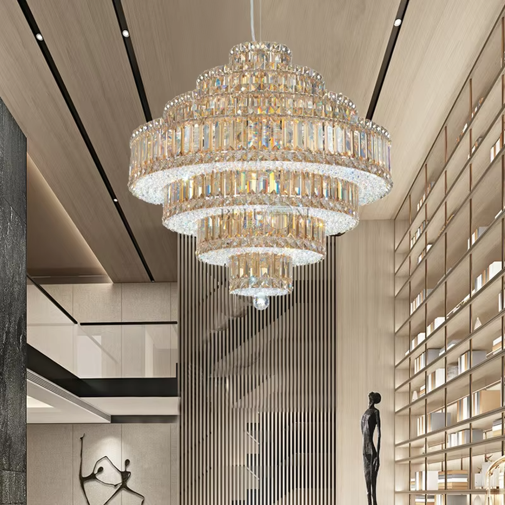 Modern light luxury multi-layer circular iridescent cut crystal chandelier, warm light effect, creating a luxurious and grand space atmosphere.