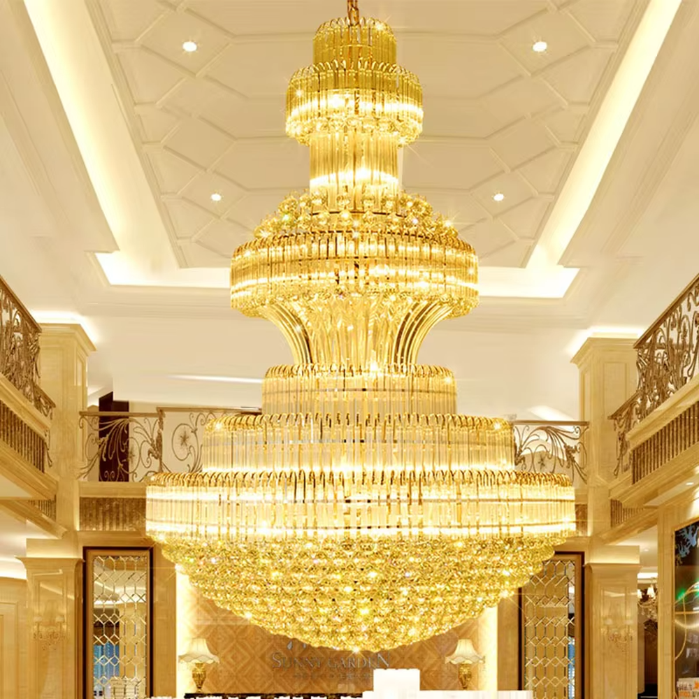 European-style top-luxury multi-layer full golden crystal tower-shaped chandelier, warm light effect, creating an extremely gorgeous top-luxury space atmosphere.