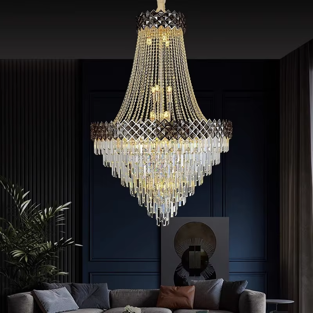 Luxurious black-gold diamond decorative umbrella-shaped crystal chandelier, golden chains + transparent crystal pendants + black diamond decorations, brilliant and gorgeous lighting, creating a high-end luxurious atmosphere.