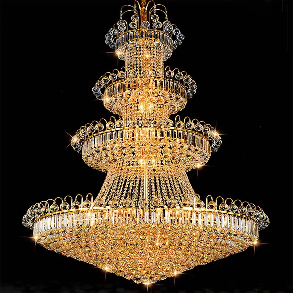 Luxurious multi-layer gold-frame full-crystal European court chandelier, dense crystal inlay + golden metal frame, brilliant and gorgeous lighting, creating a top-level high-end luxurious atmosphere.