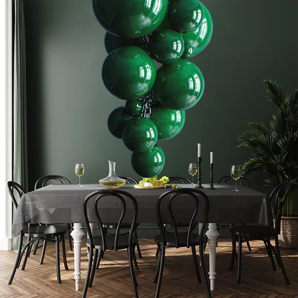 Artistic grape-cluster shaped chandelier, composed of hand-blown glass balls in a deep purple to black gradient, arranged in a cascading stacked structure. Light passes through the glass balls to create a transparent and brilliant effect, combining artistic decorativeness and lighting function, suitable for core decoration and ambient lighting in high-ceiling spaces such as duplex stairs, high-end clubs, and villa living rooms.
