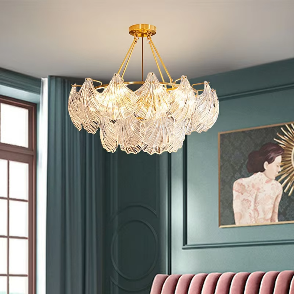 Light luxury ginkgo leaf crystal chandelier (gold frame + textured crystal), warm light effect, creating an elegant and brilliant light luxury home atmosphere.