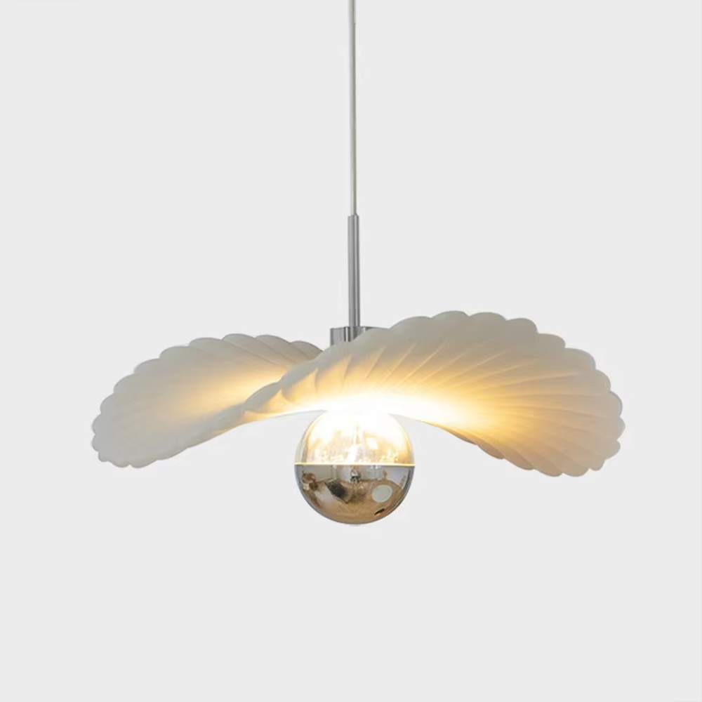 Modern minimalist wing-shaped white shade + silver ball multi-head pendant light, warm light effect, creating a fresh and natural space atmosphere.