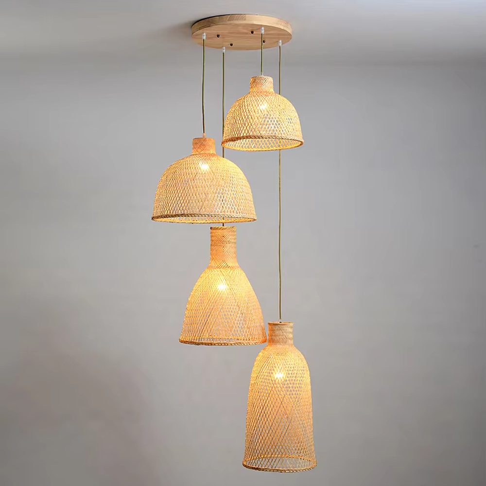Natural bamboo woven staggered chandelier (hand-woven bamboo lampshades + log base), warm light effect, creating a simple and healing space atmosphere.
