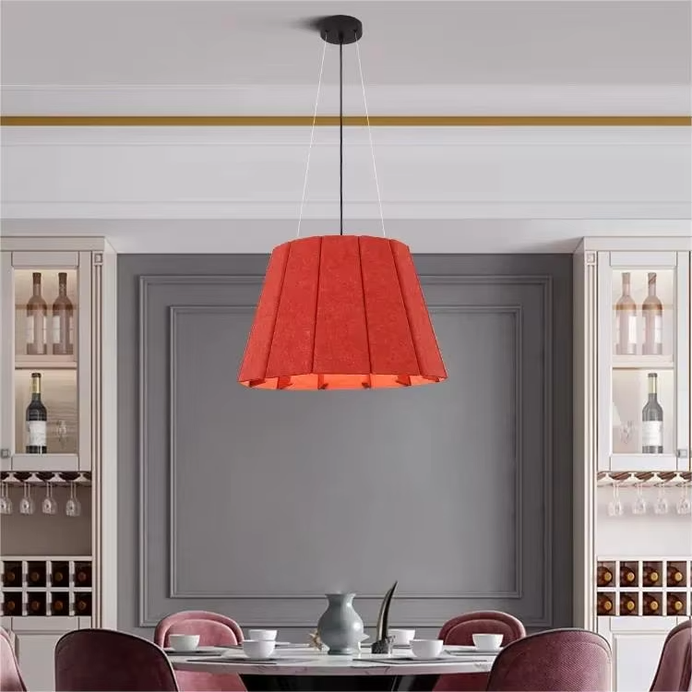 Elegant grand-style red pleated fabric hanging chandelier, black suspension rod + ceiling plate, soft and warm lighting, creating an exquisite elegant atmosphere.