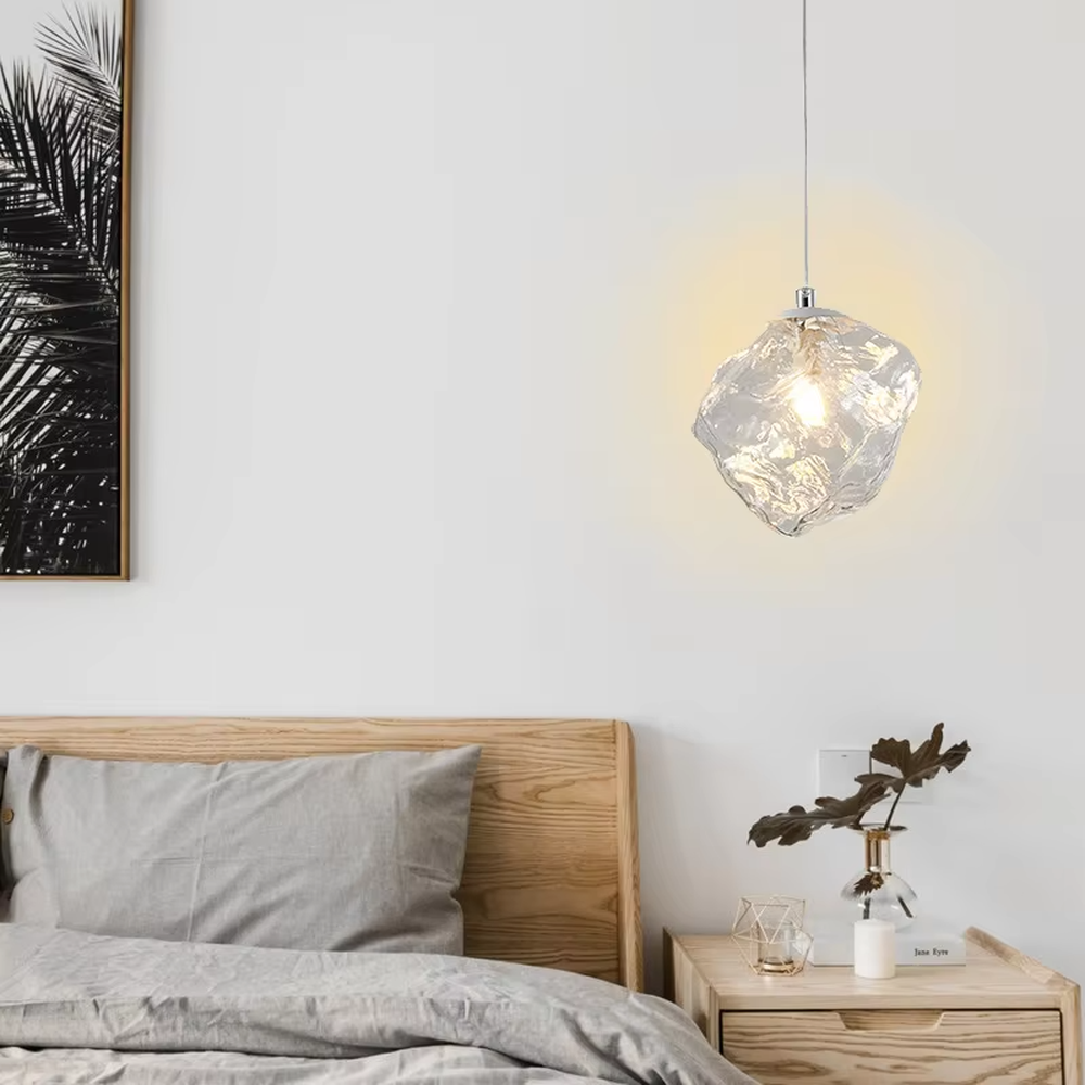 Art crystal stone glass chandelier (irregular crystal stone texture glass shade + metal hanging rod), warm light effect, creating a high-end artistic space atmosphere.