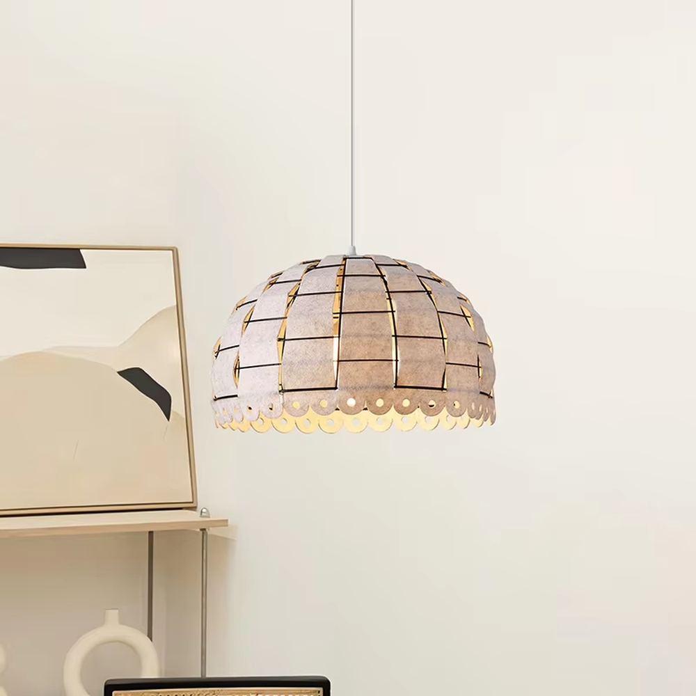 This is a modern minimalist gray spliced dome chandelier, with a gray spliced dome shape and lace-like details on the edge, featuring a minimalist and textured design. It is used for space lighting and decoration, creating a warm and modern atmosphere. Suitable for modern minimalist restaurants, Nordic-style home living rooms, creative cafes and other places.