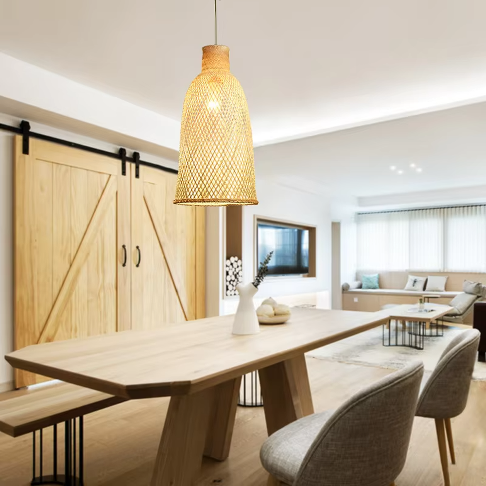 Natural bamboo woven staggered chandelier (hand-woven bamboo lampshades + log base), warm light effect, creating a simple and healing space atmosphere.