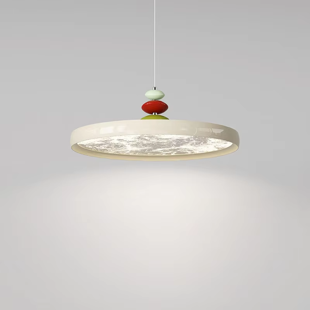 Vintage light luxury olive green circular chandelier, paired with white, red and black bead decorations, soft lighting, creating a warm and elegant space atmosphere.