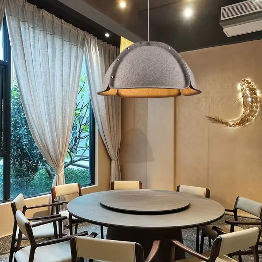 This is a modern minimalist red spliced dome chandelier, with a red spliced dome shape, featuring a minimalist and grand design, modern and stylish. It is used for space lighting and decoration, creating a modern minimalist or vibrant atmosphere. It is suitable for modern minimalist restaurants, Nordic-style home living rooms, creative office areas and other places.