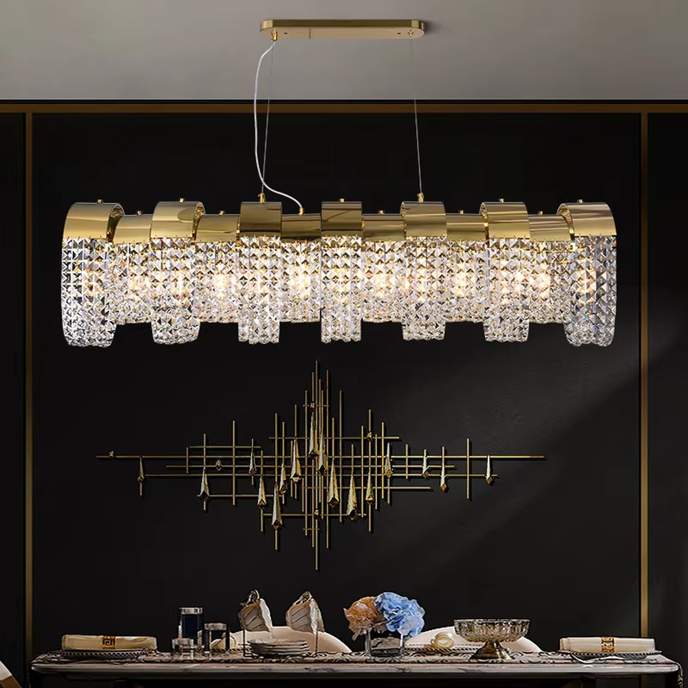 Light luxury golden curved frame full-set cut crystal chandelier, candle-shaped bulbs + brilliant warm light, creating luxurious dining atmosphere.