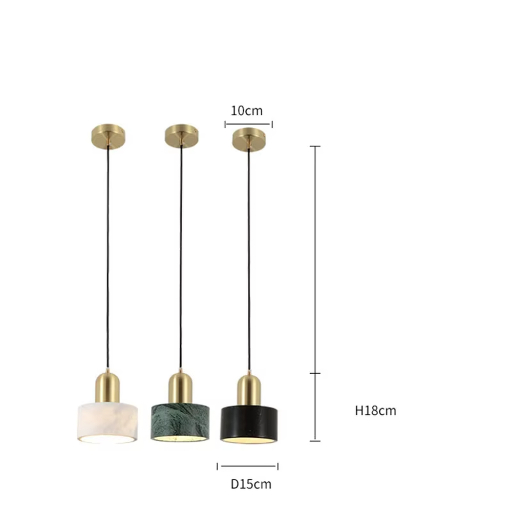 Modern light luxury three-head combination chandelier, featuring green marble texture lampshades and black metal lampshades with gold top design, providing soft and even light, used for lighting and decoration in dining tables, bars and other areas, suitable for modern minimalist, light luxury style home and commercial spaces