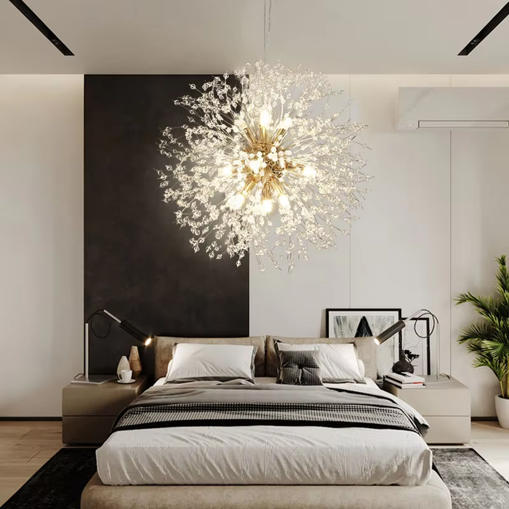 Light luxury art dandelion-shaped cluster chandelier, golden core + transparent slender decorative pieces + multi-bulbs, soft warm light like starlight, creating a light luxury art living room atmosphere.
