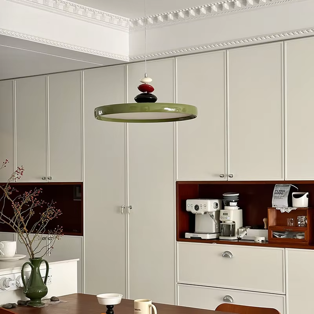 Vintage light luxury olive green circular chandelier, paired with white, red and black bead decorations, soft lighting, creating a warm and elegant space atmosphere.