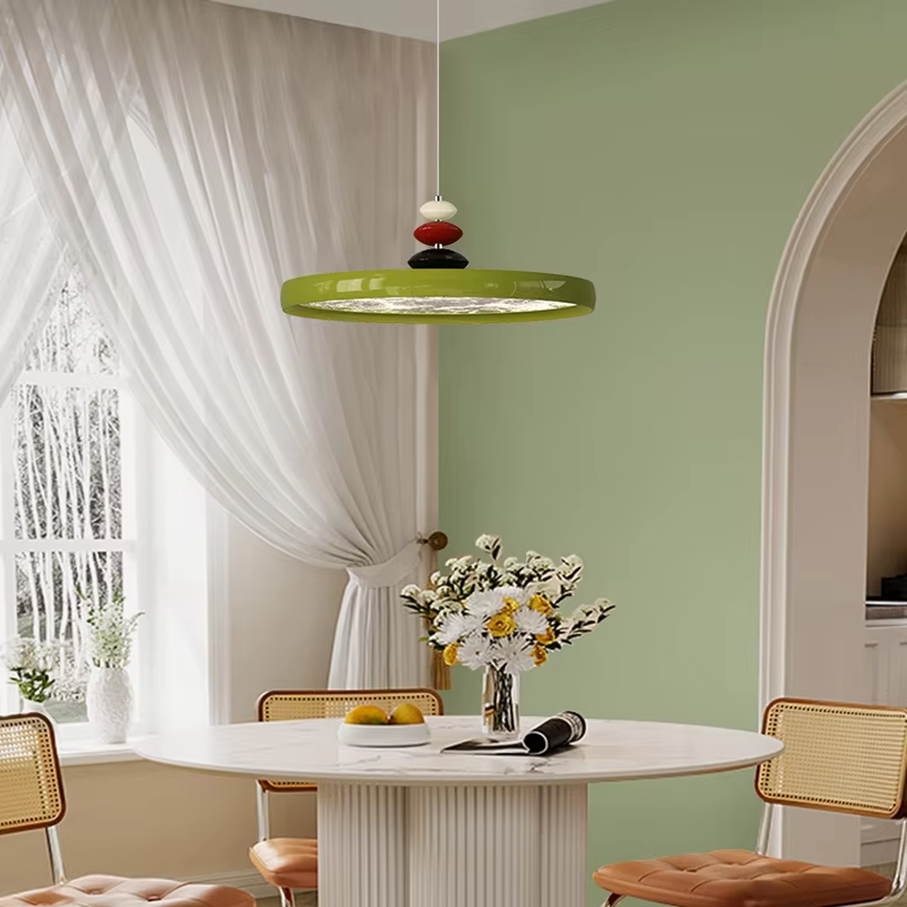 Vintage light luxury olive green circular chandelier, paired with white, red and black bead decorations, soft lighting, creating a warm and elegant space atmosphere.