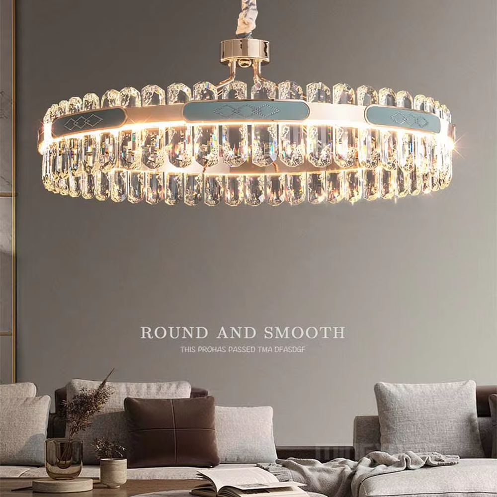 Light luxury circular crystal chandelier, golden metal frame paired with transparent crystals and blue-green decorative blocks, brilliant and gorgeous lighting, creating a high-end light luxury atmosphere.