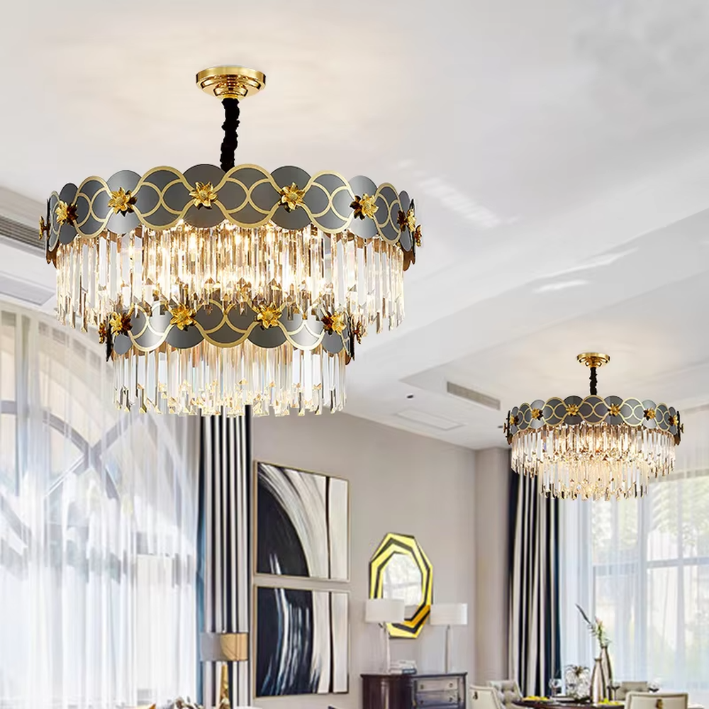 This light luxury black-gold fan-shaped crystal chandelier features a rectangular shape made of a metal frame and crystal tassels, with black-gold contrasting fan-shaped decorations adorned with golden patterns on the top. Light refracts a brilliant halo through the crystals, serving both lighting and decorative purposes, suitable for modern light luxury spaces such as dining rooms and living rooms.
