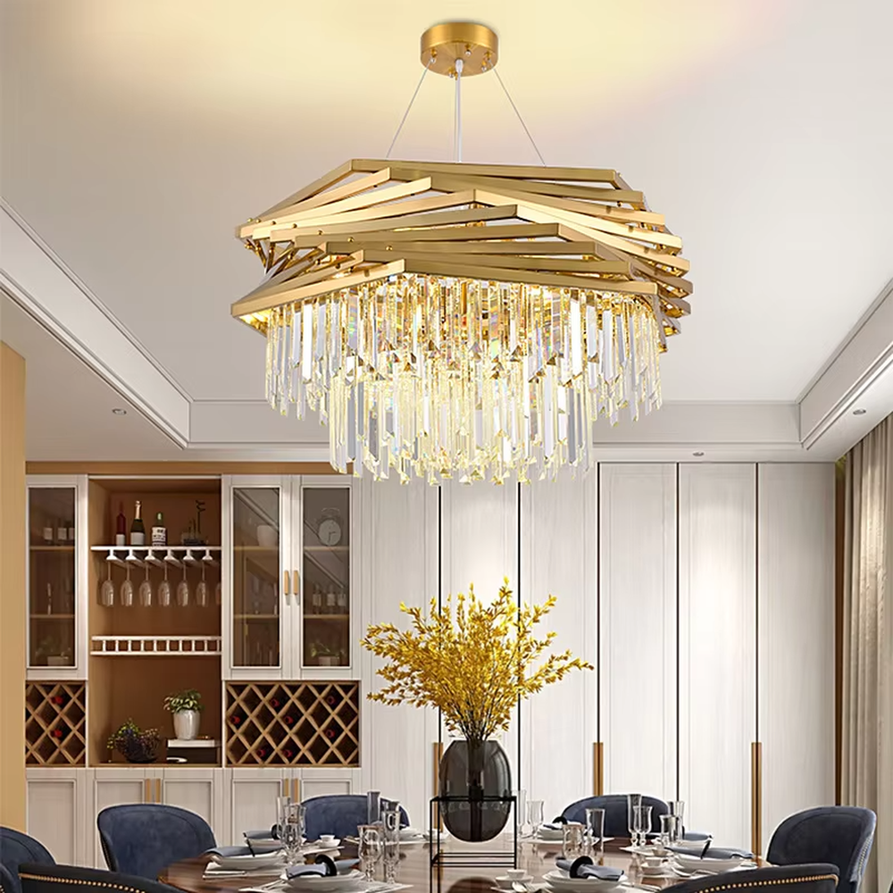 This modern light luxury two-layer chandelier features a geometric dome shape made of interwoven gold metal strips on the upper layer, with transparent crystal tassels hanging below. When lit, light refracts through the crystal to emit a brilliant and luxurious glow, combining an artistic feel with an ambient atmosphere. Ideal for living rooms, dining rooms, villa high-ceiling spaces, and other areas, it adds an elegant and exquisite touch to modern light luxury or European luxury home environments.