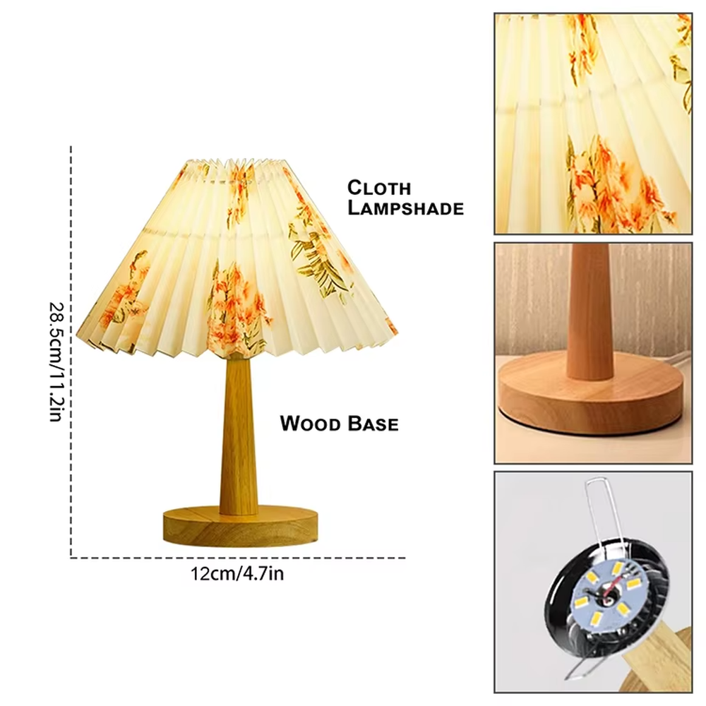 Pastoral fresh-style wooden floral pleated table lamp, wooden lamp pole + base paired with floral-patterned pleated fabric lampshade, soft and warm lighting, creating a natural elegant atmosphere.