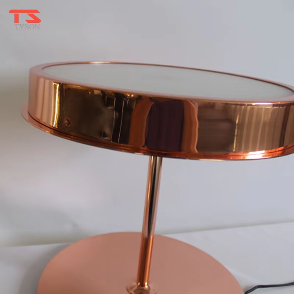 Modern light luxury amber glass dome copper base table lamp, warm light effect, creating an elegant retro space atmosphere.