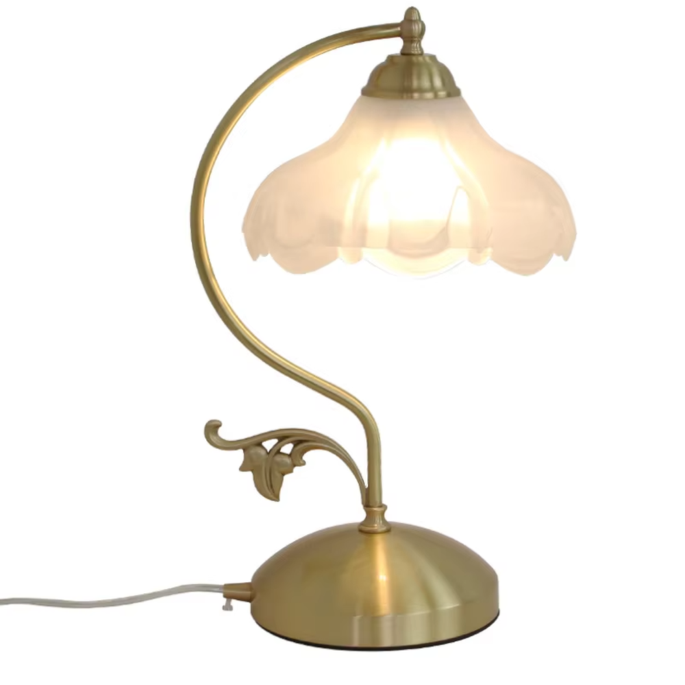 Vintage pastoral style flower-shaped table lamp, with a black wrought iron curved lamp pole with leaf decoration, paired with a white frosted glass petal lampshade. It emits soft and warm light, combining decorativeness and practicality, suitable for lighting and decoration in spaces such as bedroom nightstands, study desks, and B&B guest rooms.