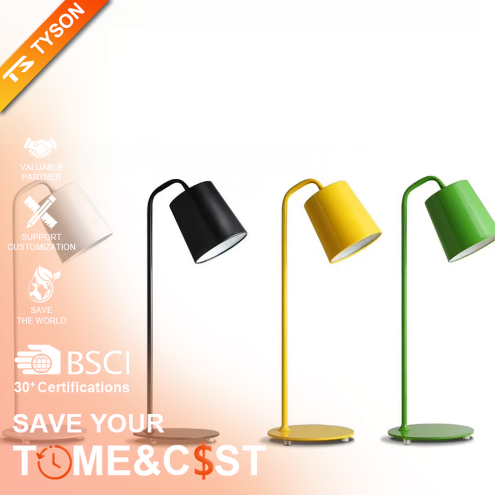 Modern minimalist bright green curved-arm metal floor lamp, bright metal material + warm light effect, creating a fresh and vibrant home atmosphere.