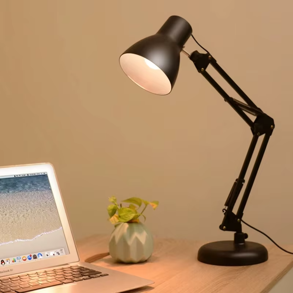 Industrial style long-arm folding table lamp, black iron lamp body with conical lampshade, multi-joint adjustable angle, focused and eye-protective light, used for lighting in desks, workbenches and other areas, suitable for industrial-style homes, office areas, student study rooms, etc.