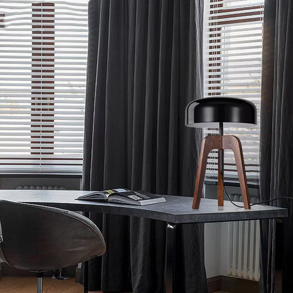This is a modern retro-style wooden floor lamp, with a dark wooden tripod stand and a black dome lampshade, featuring a minimalist retro design with high-quality texture. It is used for space lighting and decoration, creating a warm retro modern atmosphere. It is suitable for modern retro-style home living rooms, designer studios, leisure reading areas and other places.