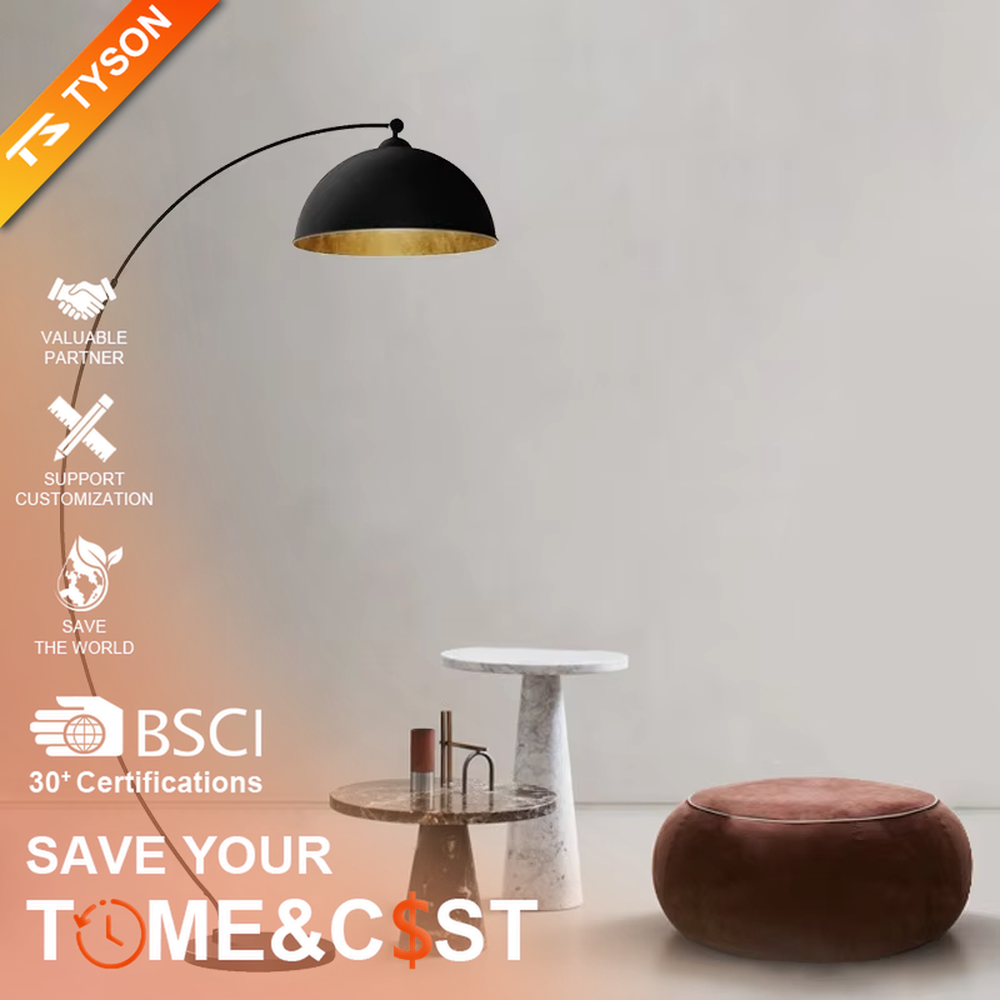 This is a modern minimalist light luxury curved floor lamp, with a black curved lamp pole paired with a black-outside-gold-inside hemisphere lampshade, and a black disc base. The lighting is soft and warm, creating a minimalist high-end atmosphere.