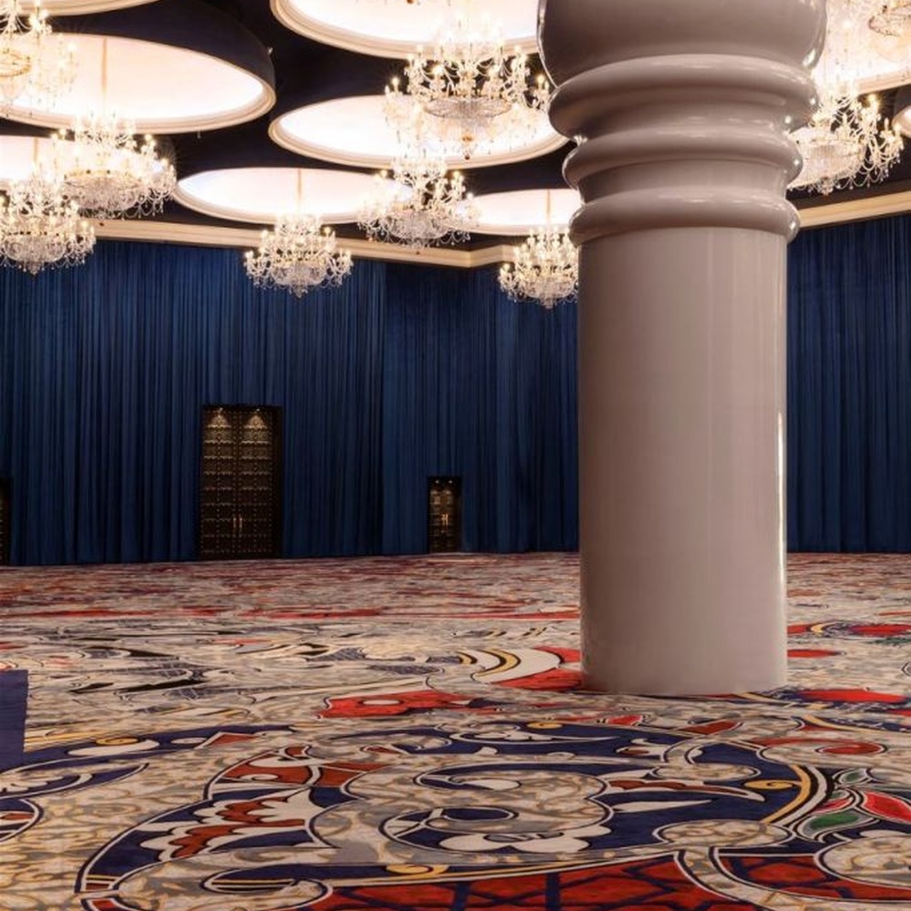 European Luxury Recessed Crystal Chandelier, Branch structure made of transparent K9 crystal embedded in a circular luminous ceiling, serves both lighting and decorative purposes, ideal for high-end banquet halls, luxury wedding venues, star hotel lobbies and other large public spaces.