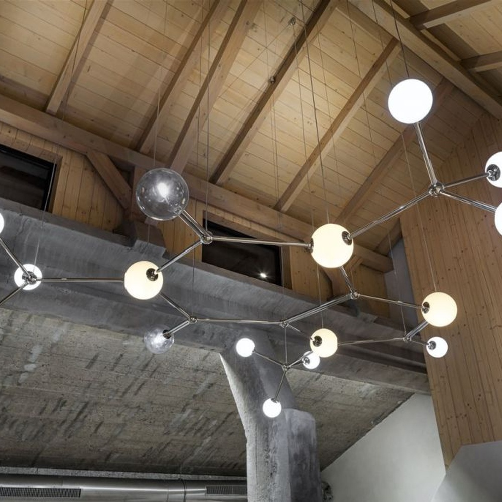 Modern Industrial Style Molecular Structure Chandelier, Chrome Metal Frame with Milk White Luminous Spherical Shades and Transparent Decorative Balls, Serves Both Lighting and Decorative Purposes, Ideal for LOFT High-Ceiling Spaces, Creative Offices, Industrial Style Restaurants, etc.