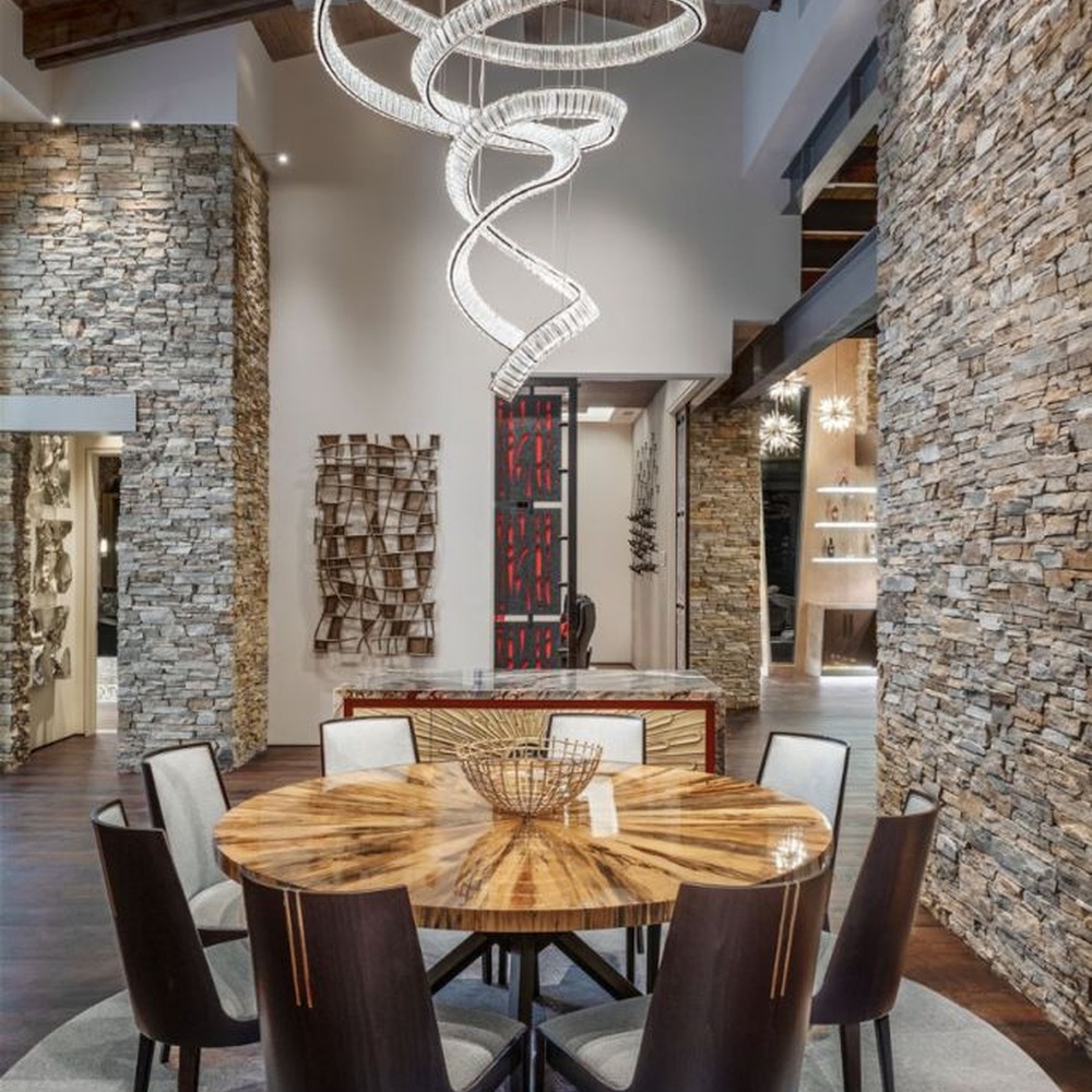 Modern Light Luxury Crystal Table Lamp, Black Fabric Rectangular Lampshade, Transparent Cut Crystal Lamp Body with Gold Metal Accents, Serves Both Lighting and Decorative Purposes, Ideal for Bedrooms, Living Rooms, Studies, etc.