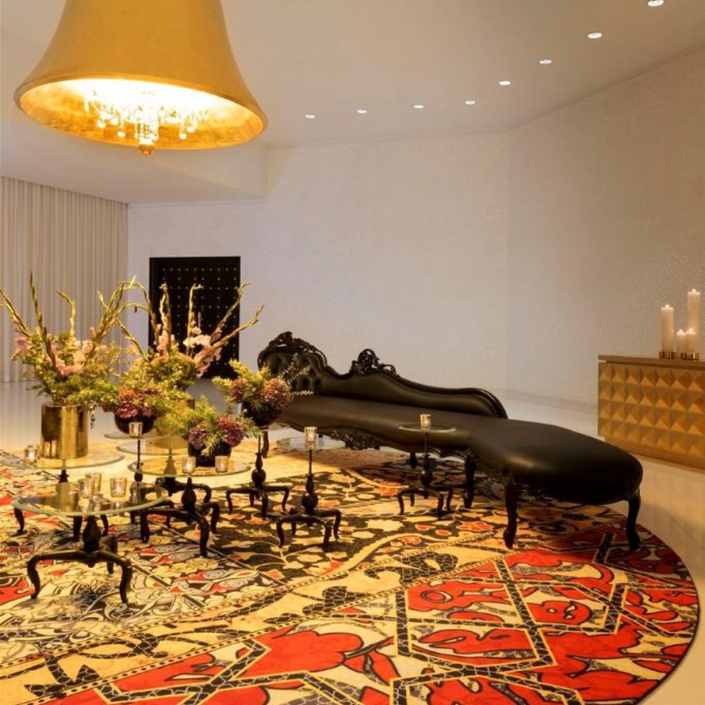 European Luxury Recessed Crystal Chandelier, Branch structure made of transparent K9 crystal embedded in a circular luminous ceiling, serves both lighting and decorative purposes, ideal for high-end banquet halls, luxury wedding venues, star hotel lobbies and other large public spaces.