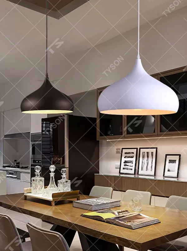 Industrial retro-style brown pleated umbrella-shaped lampshade gold-top pendant light (with Edison bulb), warm light effect, creating a retro literary atmosphere.