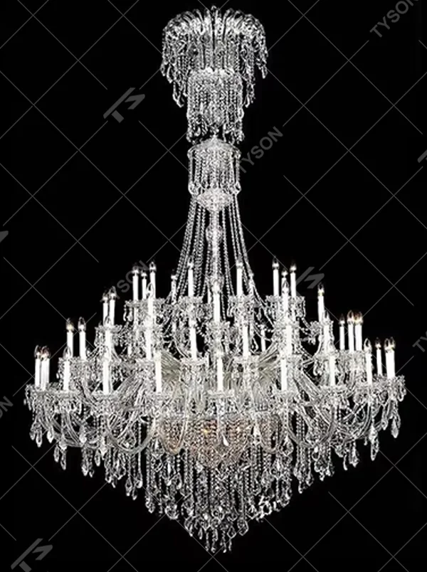 European royal-level full crystal candelabra chandelier, warm light effect, creating a magnificent and luxurious top-level space atmosphere.