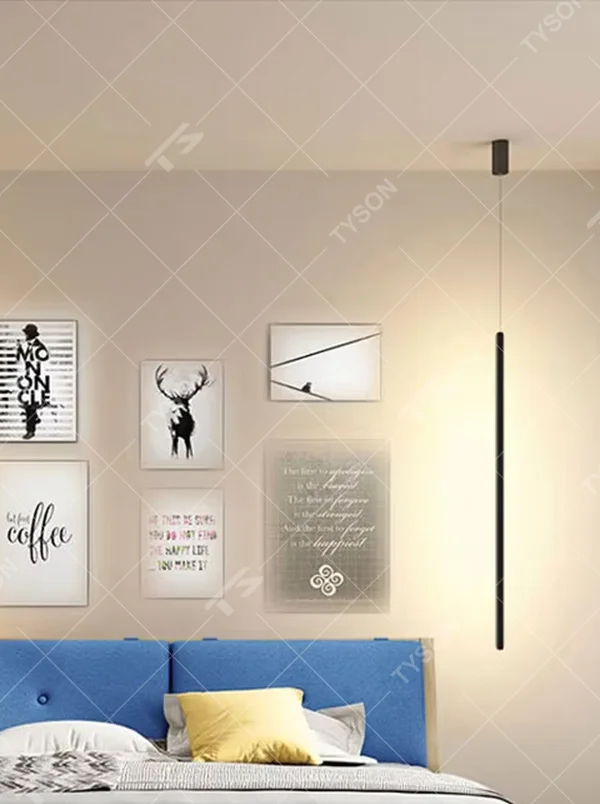 Minimalist black linear LED chandelier, with a long strip suspended design, soft and even light, used for lighting and decoration in dining tables, bars and other areas, suitable for modern minimalist, minimalist style home and commercial spaces
