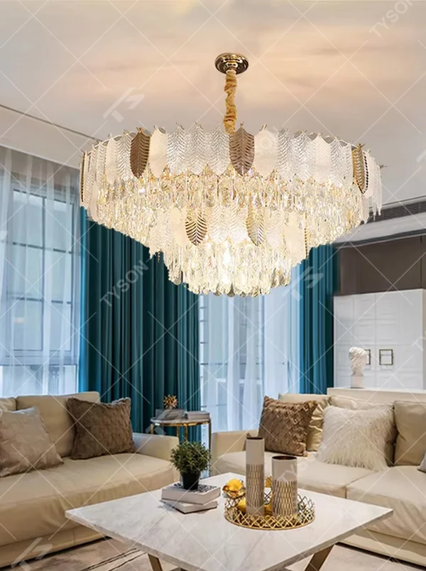 This light luxury leaf crystal chandelier features a gold metal frame paired with leaf-shaped liuli ornaments and drooping crystal tassels, with light refracting a brilliant halo through the crystals, serving both lighting and decorative purposes, suitable for modern light luxury spaces such as living rooms and dining rooms.