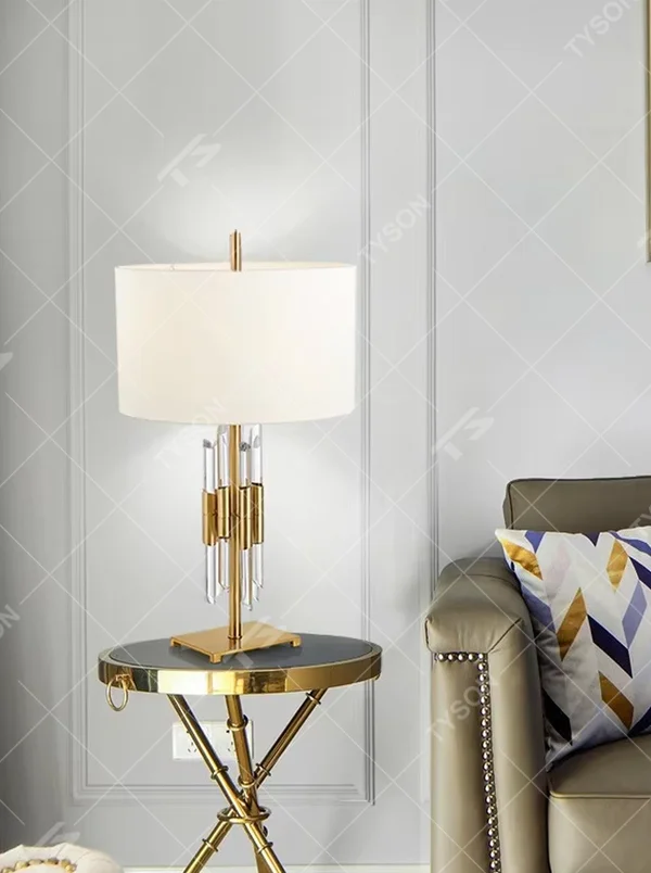 Modern Light Luxury Crystal Strip Table Lamp, Beige Cylindrical Fabric Lampshade, Gold Metal Frame with Transparent Crystal Strip Lamp Body, Serves Both Lighting and Decorative Purposes, Ideal for Bedrooms, Living Rooms, Studies, Hotel Guest Rooms, etc.